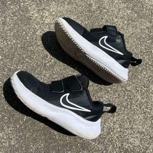Nike - Toddler Running Shoes Size 6c